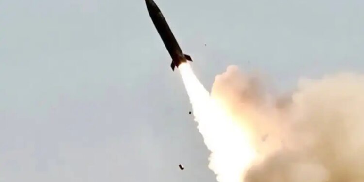 Türkiye’ye yönelen bir balistik füze NATO tarafından imha edildi