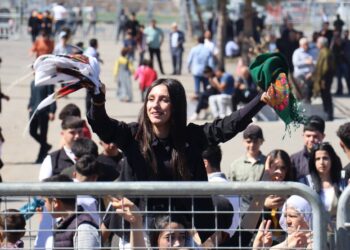 Newroz’da taktığı şal gerekçesiyle hapis cezası aldı