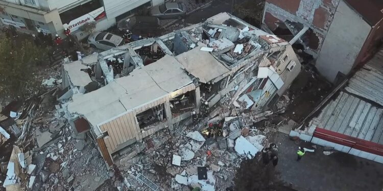 Gebze’deki bina faciasında bilirkişi raporu: Çöküşün nedeni metro kazısı