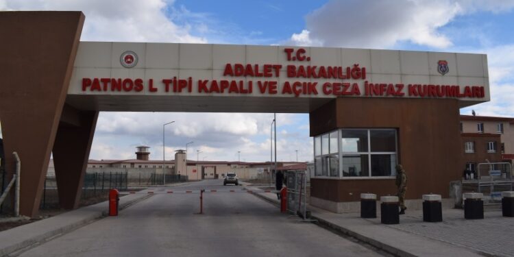 Patnos Cezaevi’nde tutsaklara su verilmiyor