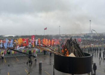 Meral Danış Beştaş: Ne mutlu ki Önderliğimiz var