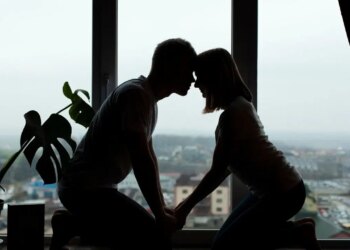 Sadakatsizliğin yeni adı ‘Tolyamori’ mi? Uzmanlar ilişkilerdeki gizli tehlikeye dikkat çekiyor