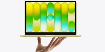 Apple en uygun fiyatlı yeni MacBook’u tanıttı