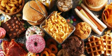 Mutfaktaki sinsi tehlike: Aşırı işlenmiş gıdalar kemikleri eritiyor