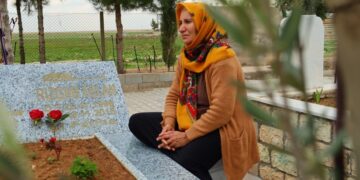 Nisêbîn’deki yasaklarda oğlunu kaybetti: Tüm Kürtler sesini birleştirsin