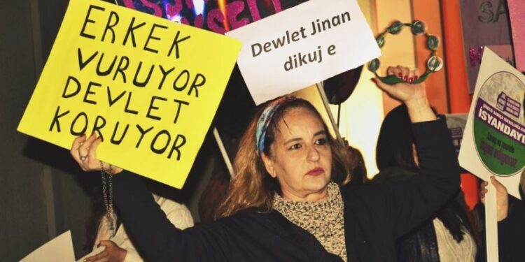 ‘Kadınları koruyamayan herkes Fatma Nur ve kızının ölümünden sorumlu’