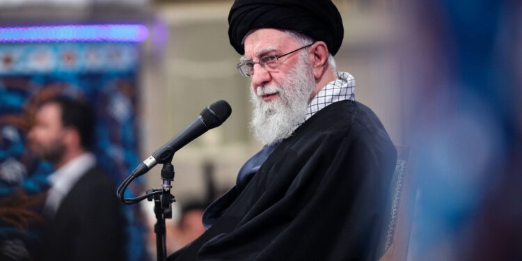 ABD ve İsrail'in İran'a Saldırısında İkinci Gün | İran lideri Ayetullah Ali Hamaney Öldürüldü