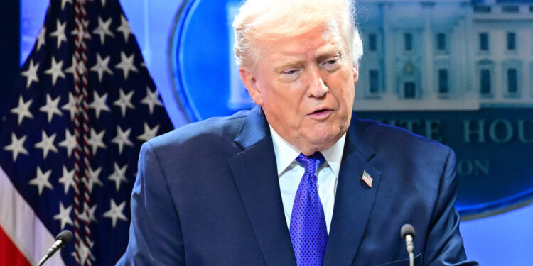 ABD ve İsrail'in İran'da Bir Sonraki Adımı Ne, Kara Harekatı Olacak mı? Trump Açıkladı