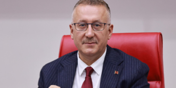 AK Partili Belediye Başkanı Mutlu Işıksu İstifa Etti