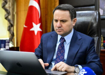 Adalet Bakanı Gürlek'ten Özgür Özel'e Suç Duyurusu: 1 Milyon Liralık Tazminat Talebi