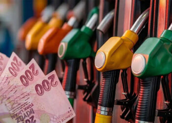 Araç Sahipleri Dikkat: Bayram Öncesi Akaryakıta Zam! Tabela Yine Değişiyor