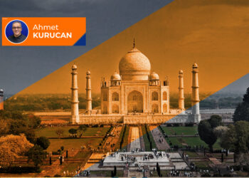 Bilmediğin şeyin cahilisin: Tac Mahal’den dönerken