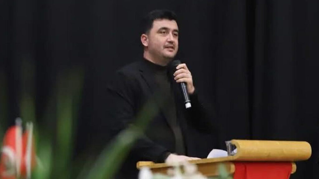 CHP Menderes İlçe Başkanı Mehmet Emin Işık'a Bıçaklı Saldırı