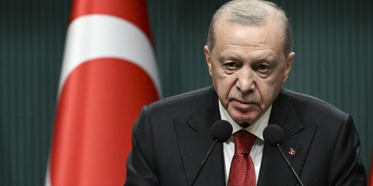 Cumhurbaşkanı Erdoğan'dan Kabine Toplantısı Sonrası Kritik Açıklamalar: Terörsüz Türkiye'yi Baltalamak İsteyenler Gereken Cevabı Alacaktır