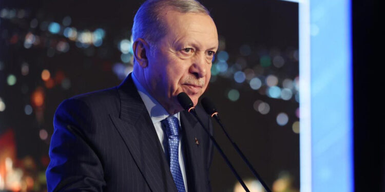 Cumhurbaşkanı Erdoğan'dan Önemli Açıklamalar: 'GÖKBEY Ambulans Helikopter Olacak'