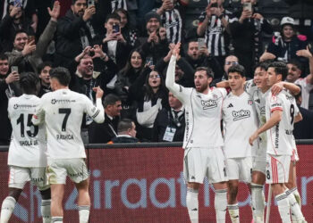 Dolmabahçe'de Gol Yağmuru... Beşiktaş Çeyrek Finalde