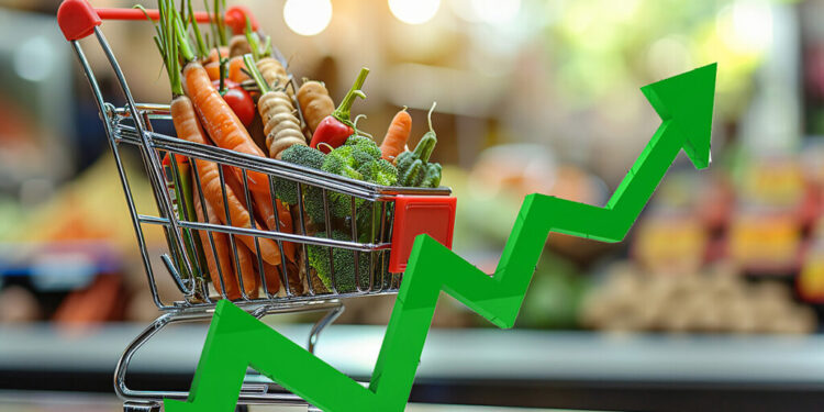 Ekonomistlerden enflasyon yorumu: Hedefler iki ayda hayal oldu