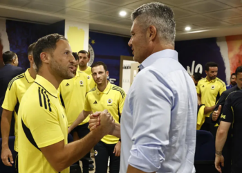 Fenerbahçe'deki Krizin Perde Arkası Ortaya Çıktı