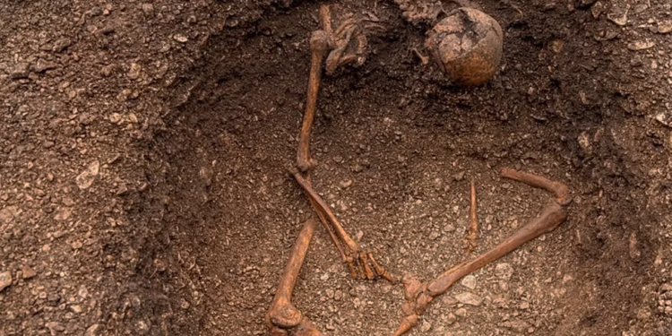 Fransa’da Şaşırtan Keşif: Antik Galyalılar Oturur Pozisyonda Gömülmüş