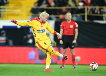 Galatasaray Tur Biletini Alanya’da Kesti