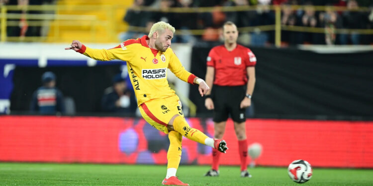 Galatasaray Tur Biletini Alanya’da Kesti