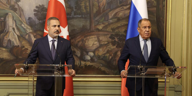 Hakan Fidan'dan Rus Mevkidaşı ile Kritik Temas