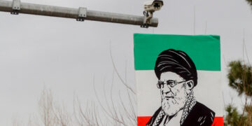 Hamaney Suikastında Şoke Eden Detaylar: Mossad, Tahran'ın Trafik Kameralarından Yıllardır Hamaney'i İzlemiş