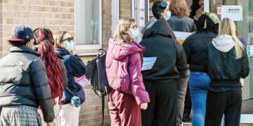 İngiltere’de Menenjit Alarmı! Salgın Büyüyor