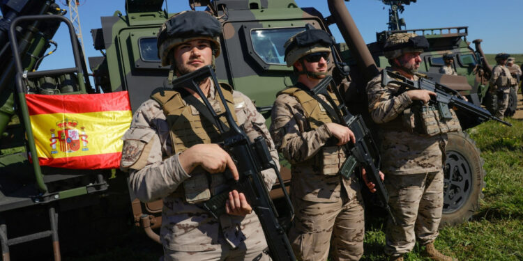 İspanya, Irak'taki Askerlerini Türkiye'ye Tahliye Etti