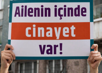 İstanbul'da Kadın Cinayeti: Evli Olduğu Kadını Darp Ederek Öldürdü! 'Ayaklarından Bağlanmış'