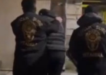 İstanbul'da Küçük Çocuğu Darbedenler Tutuklandı