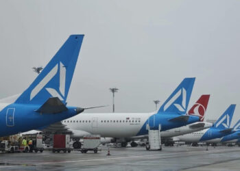 İstanbul'da Uçuş Trafiğine Hava Engeli: Sabiha Gökçen Havalimanı'nda Çok Sayıda Uçuş İptal Edildi