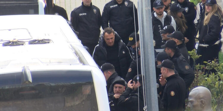 İstanbul'daki Uyuşturucu Operasyonunda Yeni Gelişme: Ünlü İsimler Adliyede