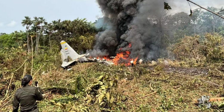 Kolombiya'daki Askeri Uçak Faciasında Bilanço Katlanıyor