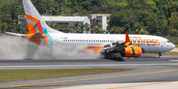 Tayland’da Yolcu Uçağının İniş Takımları Koptu