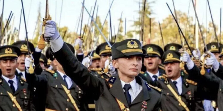 Teğmen Ebru Eroğlu'nun İade Talebi Reddedildi