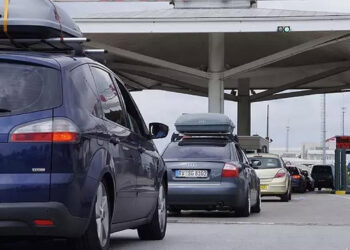 Ticaret Bakanlığı Düğmeye Bastı: Yabancı Plakalı Araçlarda Kritik Değişiklik