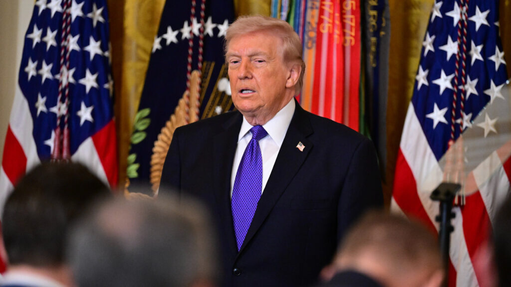 Trump'tan İran Çıkışı! Hameney'in Oğlu İçin 'Kabul Edilemez' Dedi: 'Yeni Liderin Seçilme Sürecine Dahil Olmam Gerek'