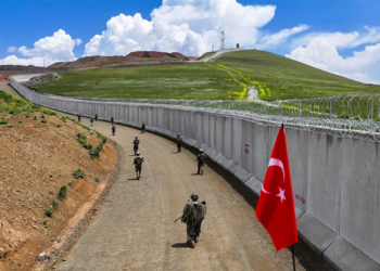 Türkiye İran Sınırında Alarm: 3 Aşamalı Göç Planı Devrede