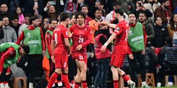 Türkiye play-off finalinde: 24 yıllık hayal için son 90 dakika