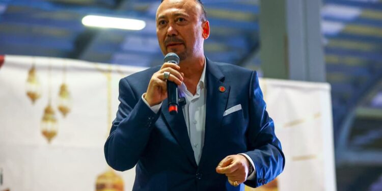 Uşak Belediye Başkanı Özkan Yalım tutuklandı