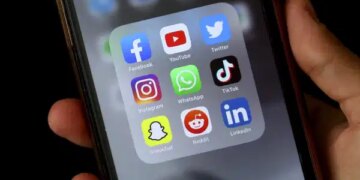 RTÜK araştırması: Gençlerin yüzde 80’i, sosyal medya hesabını ailesinden gizliyor