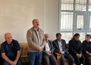 31 yıl sonra tahliye edilen Baki Aslan, hayatını kaybeden oğlu için taziye kurdu