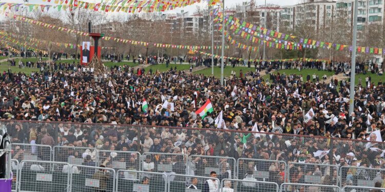 Ali Babacan’dan Amed Newrozu’na mesaj: Birlik, dayanışma ve barış sembolü