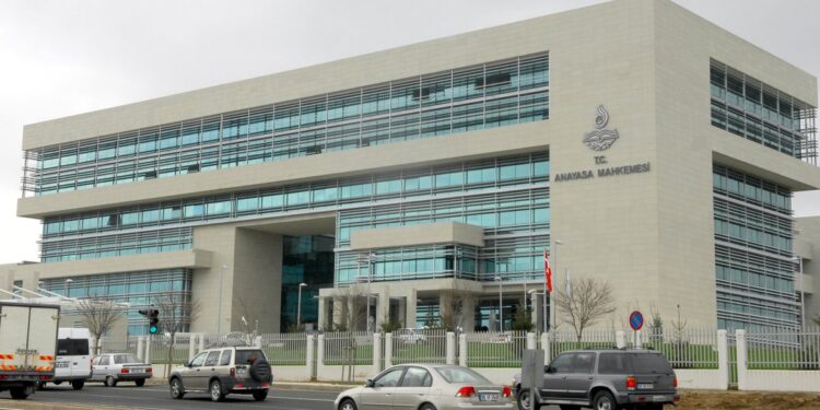 AYM’nin ağır ihlal tablosu: 84 bin 519 hak ihlali kararı verildi