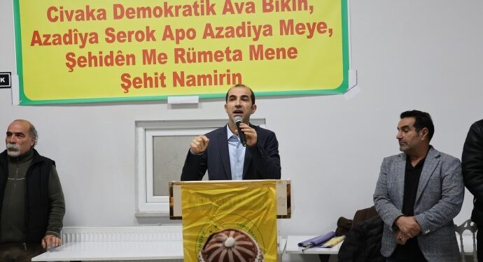 Keskin Bayındır iftar programında kpnuştu: Rojhilat kendi gücüyle özgürleşecektir