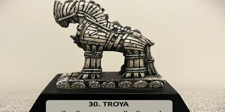 Troya Ödülleri’nde 30. yıl: Kültüre emek verenler onurlandırılacak