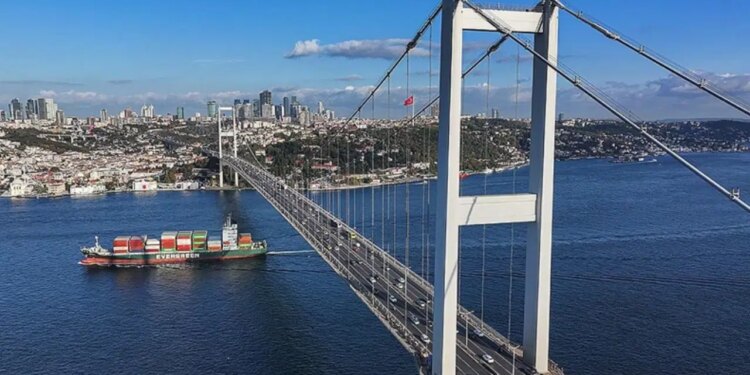 Arefe Günü ve Ramazan bayramında hangi yollar ücretsiz? Ramazan bayramında köprüler ücretsiz mi?