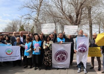 Antep’te TRSM’nin kapatılmasına tepki: Yaklaşık 500 hasta ve yakını mağdur