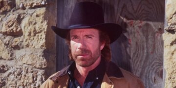 Aksiyon sinemasının acı kaybı: Efsane isim Chuck Norris 86 yaşında hayatını kaybetti!